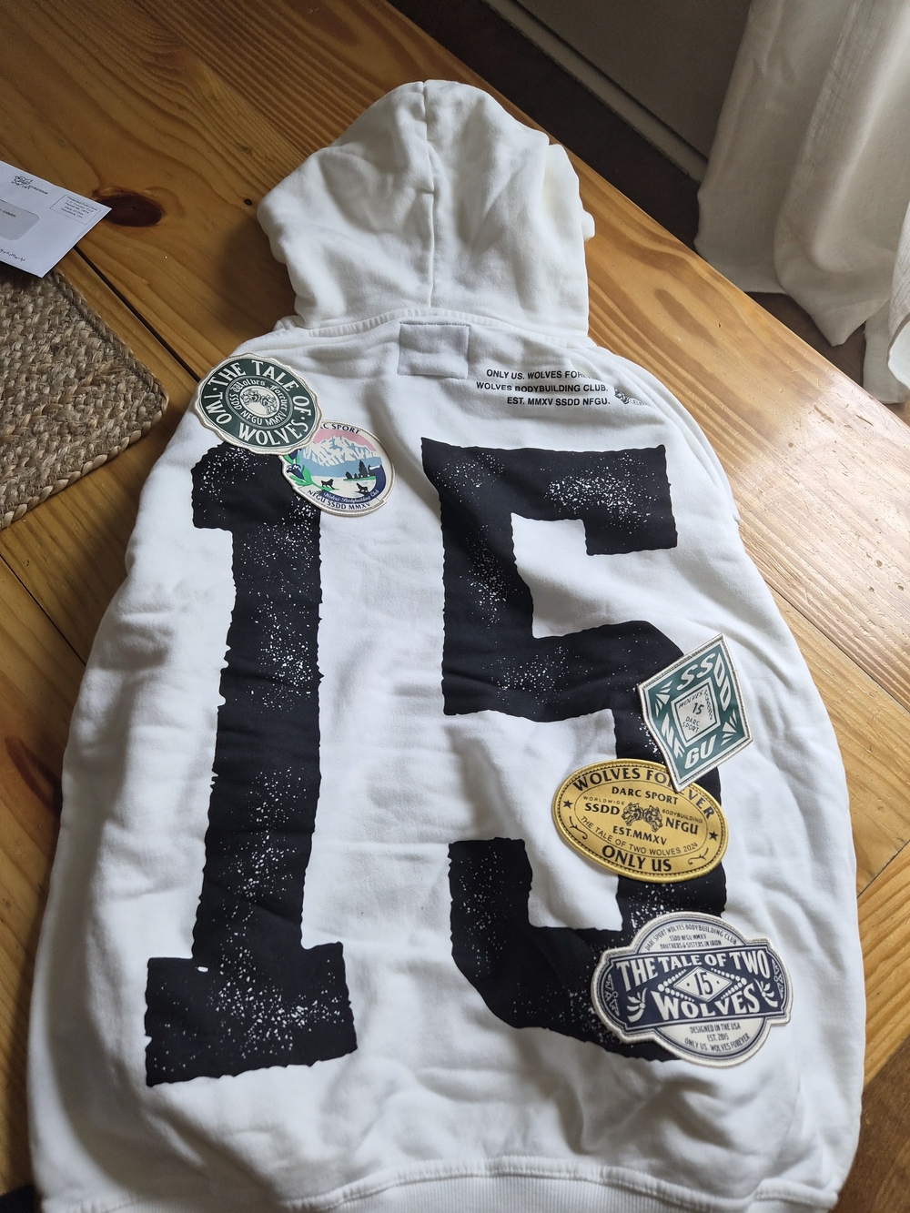Darc Sport White Hooded Sweatshirt with 'Wolves' Script - Picture 2 of 3